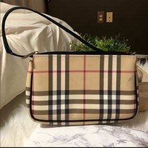 Burberry London Nova Check Pochette
